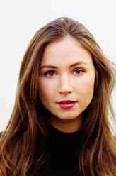 Waverly Earp（多米尼克·普罗沃斯特-切克利饰演）