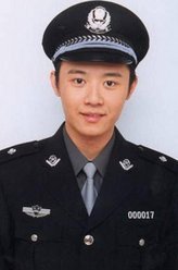 黄涛（张博饰演）