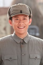付子龙（张一山饰演）
