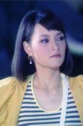 阿诺妮莎（楠迪·宗拉维蒙饰演）