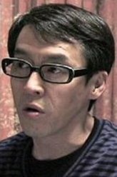 大泽政信（浅野和之饰演）