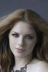 茱莉亚·沙姆韦（蕾切尔·李费佛饰演）