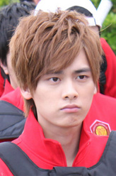 左博（动漫原型：佐伯虎次郎）（李易峰饰演）