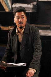 王应（齐奎饰演）