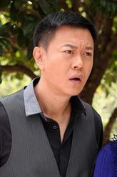 项立强（冯嘉怡饰演）