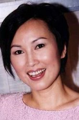 谢秀巧（陈秀雯饰演）