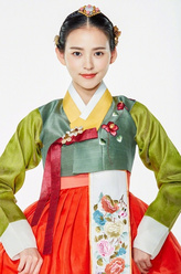 郑多妍（金允慧饰演）