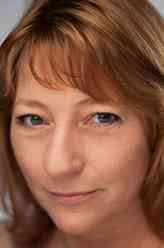 Mrs. Graham（Tracey Wilkinson饰演）