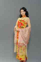 花影月（林夏薇饰演）