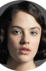 Lady Sybil Crawley（杰西卡·布朗·芬德利饰演）