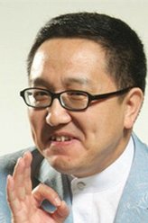 郑百如（句号饰演）