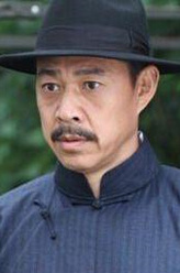 朱豪（张丰毅饰演）