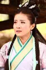 殷素华（贡米饰演）