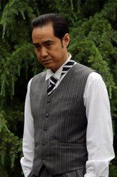 董芝恒（冯雷饰演）