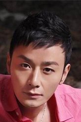 崔贤（刘牧饰演）