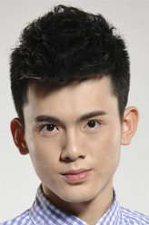 炭头（唐沸潮饰演）