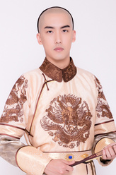 胤礽（廖彦龙饰演）