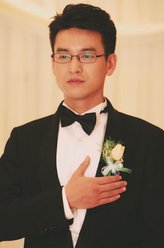 魏文彬（袁文康饰演）