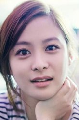 白在熙（朴喜本饰演）