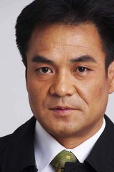 彭湘江（尤勇饰演）