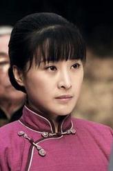 梅子（王雅捷饰演）