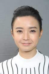 关静（黄山怡饰演）
