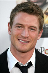 Michael Stonebridge（菲利普·温彻斯特饰演）