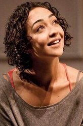 塔莉普·欧黑尔（Tulip O'Hare）（鲁丝·内伽饰演）