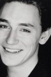 Major John Andre（约翰·约瑟夫·菲尔德饰演）