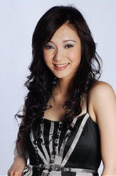 蓝汀雅（王君馨饰演）