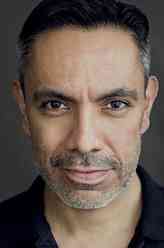 Frankie J Parsons（大卫·拜德拉饰演）