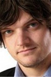 Greg（马特·琼斯饰演）