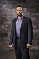 Kurt Weller（沙利文·斯特普尔顿饰演）