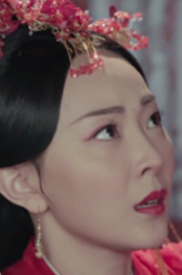 赵如是（孙歌璐饰演）