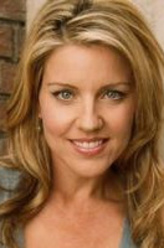 Mary Drake（安德里亚·帕克饰演）