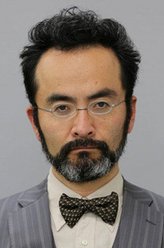 古馆宽治（古馆宽治饰演）