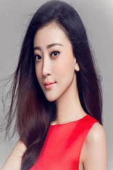 罗亦可（李婳饰演）