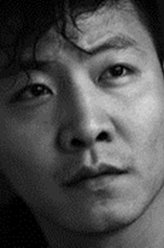 白驹（荆浩饰演）