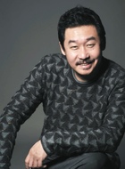 李世真（刘桦饰演）