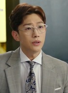 朴云石（姜其永饰演）